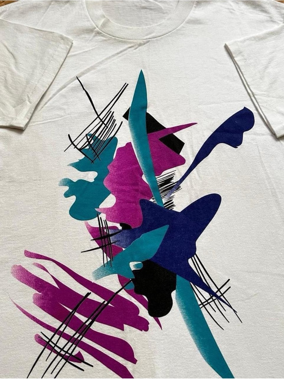 Vintage 1990s Abstract Teal, Magenta & Navy Graphic Tee men’s XL